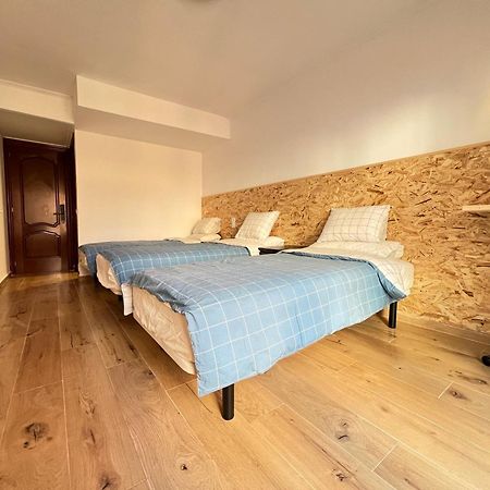 מלון הוספיטלט דה יוברגאט Fudodo舒适3 Beds מראה חיצוני תמונה