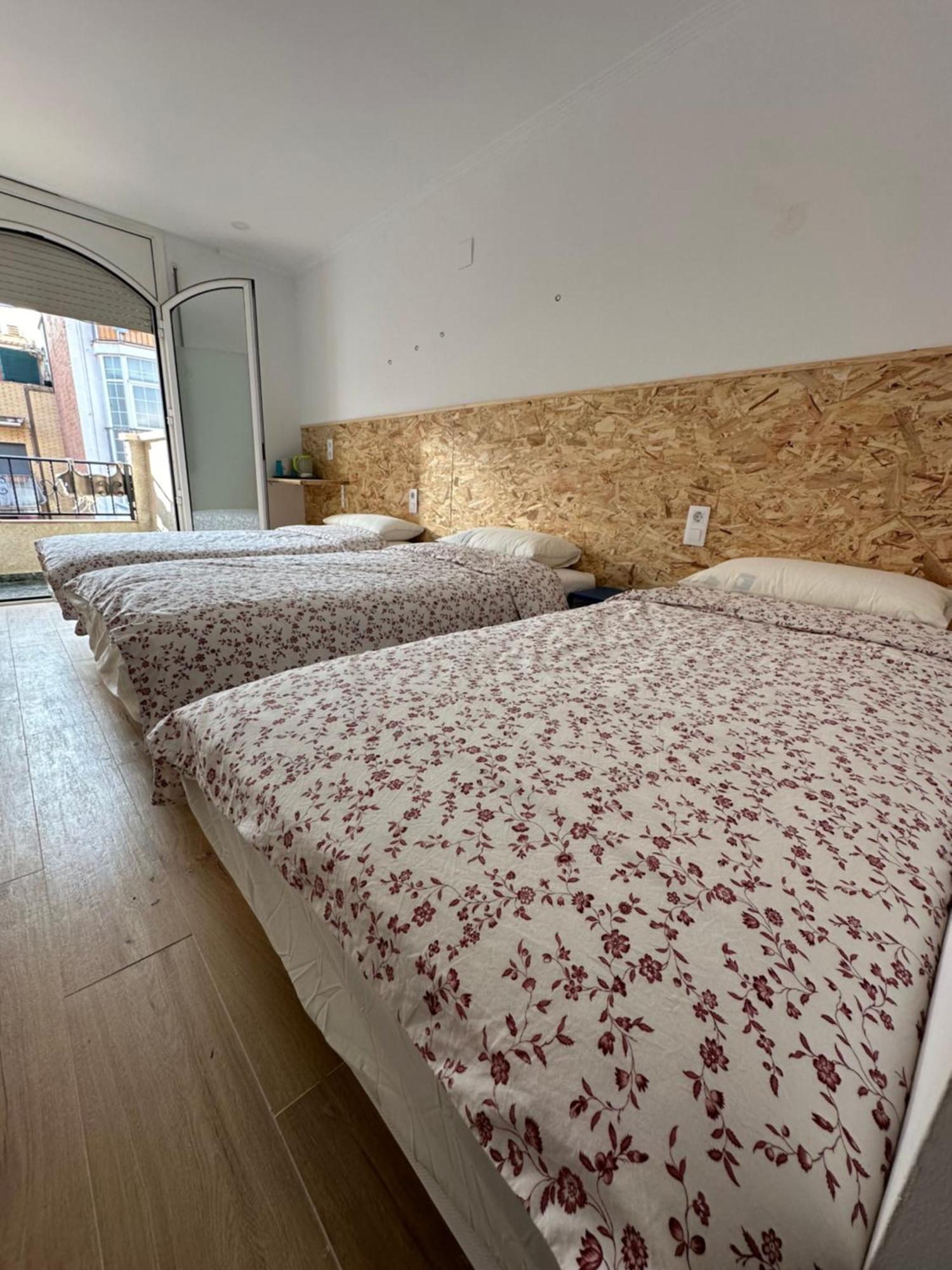 מלון הוספיטלט דה יוברגאט Fudodo舒适3 Beds מראה חיצוני תמונה